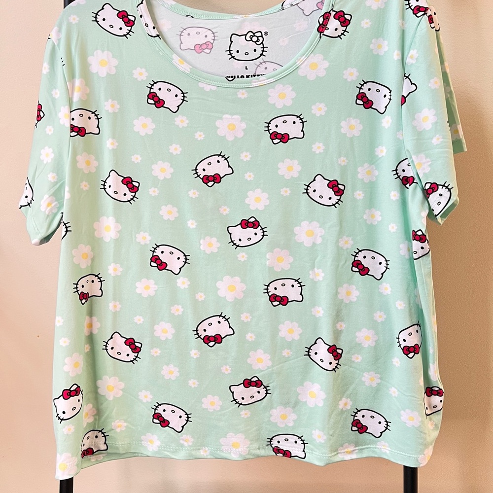 Hello Kitty Pajama Set - Size Large - image 3